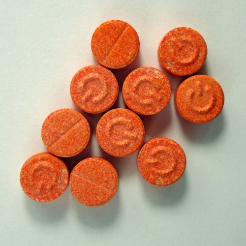 200X Orange Cornetto 200X Orange Cornetto